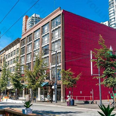 Entire Condo In Heart Of Downtown Vancouver Buitenkant foto